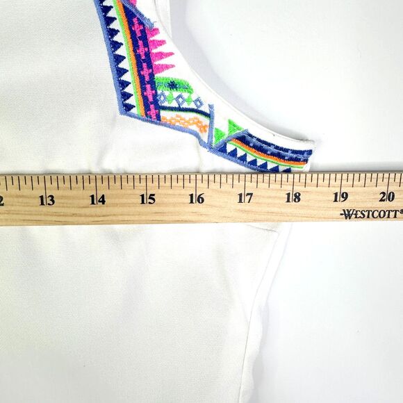 Lulumari Anthropologie Top Women L White Embroidered Sleeveless Open Back NWOT - Picture 7 of 9
